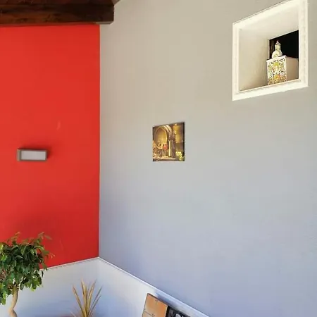 Holiday home Casale Rosso Donatella